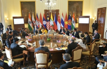 PM Narendra Modi interacted with ASEAN HoS/HoGs and ASEAN Secretary General during a retreat meeting on 25 Jan 2018.